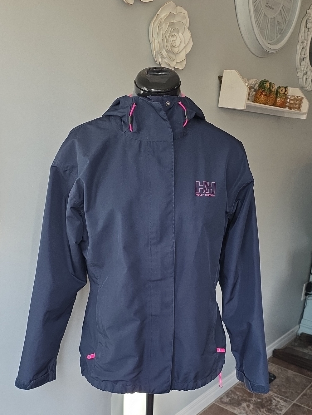 Helly Hansen Women’s Seven J Breathable Waterproof Rain Jacket